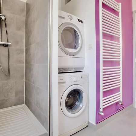 2 Bedrooms Tour Eiffel Rapp Paris Bagian luar foto